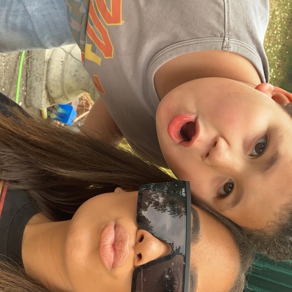 Meet Your seller - Picture 2 of 8